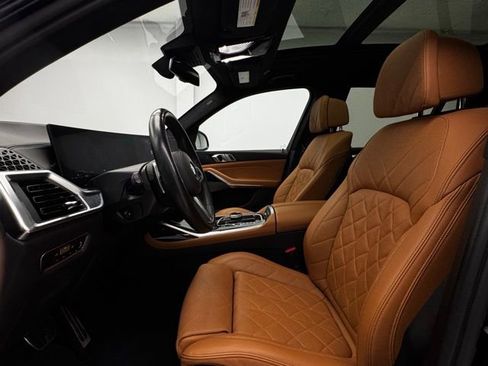 Used 2023 BMW X7 xDrive40i w/ Executive Package image 18