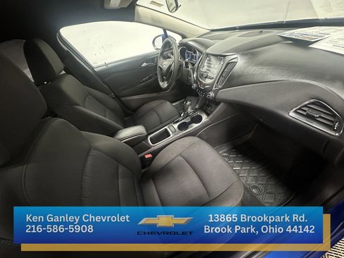 Used 2016 Chevrolet Cruze LT w/ Convenience Package image 22