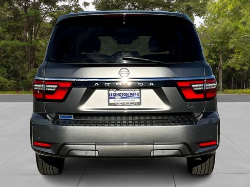Used 2021 Nissan Armada SL w/ Captain's Chairs Package image 6