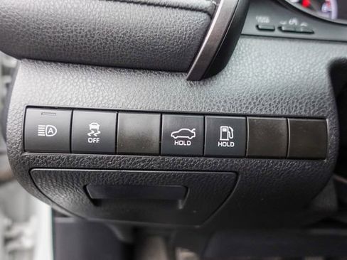 Certified 2023 Toyota Camry SE image 17