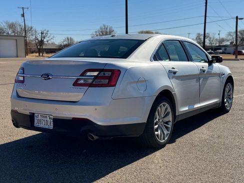 Used 2014 Ford Taurus Limited image 5