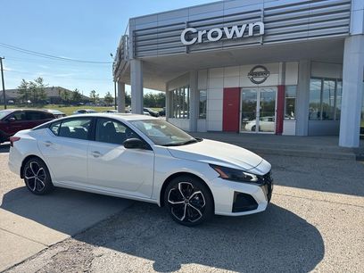 New 2025 Nissan Altima 2.5 SR