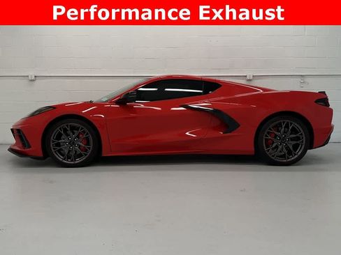 Used 2025 Chevrolet Corvette Stingray Preferred Cpe w/ 2LT image 3