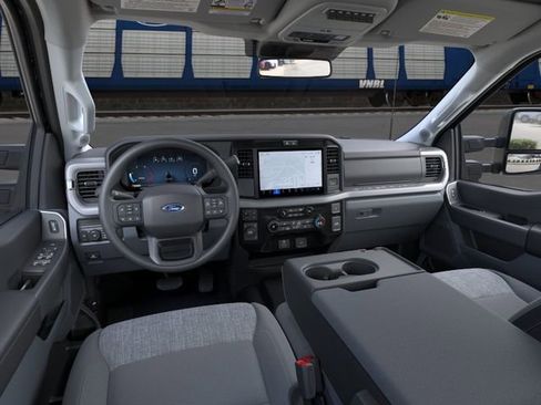 New 2026 Ford F350 XLT w/ XLT Premium Package AWD/4WD image 10