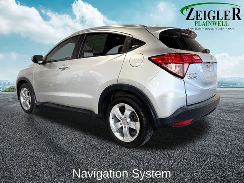 Used 2016 Honda HR-V EX-L image 3