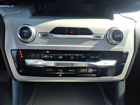 Certified 2023 Ford Explorer XLT w/ Equipment Group 202A image 25