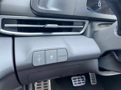 New 2026 Hyundai Elantra Sport FWD image 30