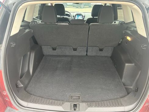 Used 2016 Ford Escape SE w/ Equipment Group 201A FWD image 19