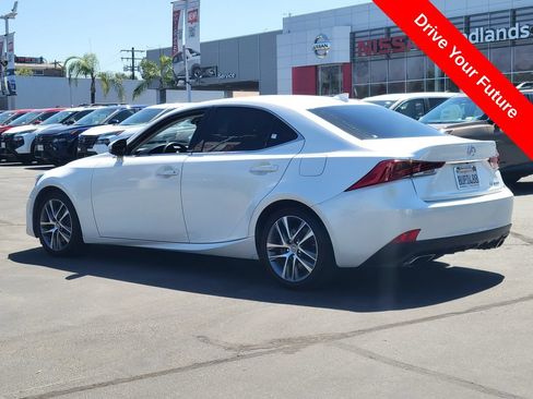 Used 2018 Lexus IS 300 w/ Accessory Package RWD image 3