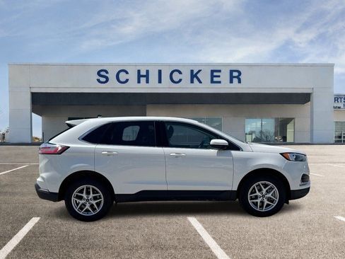 Used 2023 Ford Edge SEL w/ Convenience Package AWD/4WD image 2