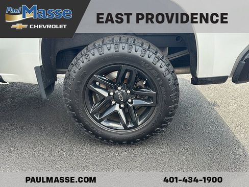 Used 2020 Chevrolet Silverado 1500 LT Trail Boss AWD/4WD image 9