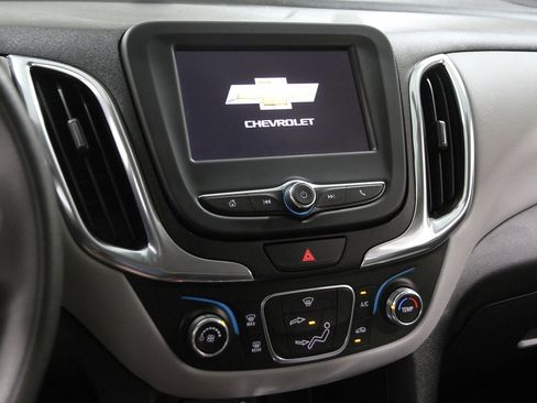 Certified 2021 Chevrolet Equinox LS w/ LS Convenience Package image 9