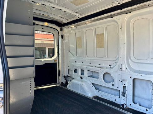 Used 2016 Ford Transit 250 148 Medium Roof image 27