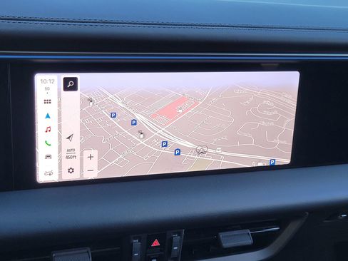 New 2025 Porsche Macan Electric RWD image 19