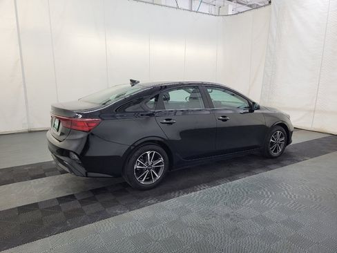 Used 2023 Kia Forte LXS image 10
