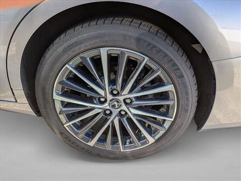 Used 2023 Lexus ES 300h w/ Premium Package image 3