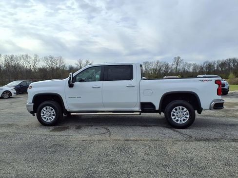 Used 2025 Chevrolet Silverado 3500 LTZ w/ LTZ Convenience Package AWD/4WD image 33