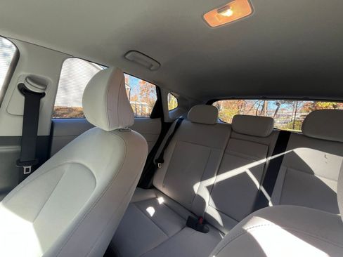 Used 2025 Hyundai Kona SEL image 35