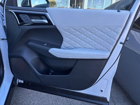 New 2025 Mitsubishi Outlander SEL AWD/4WD image 31