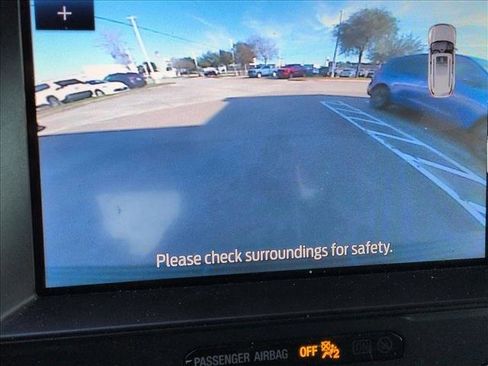 Used 2020 Ford Expedition XLT w/ Equipment Group 202A image 13