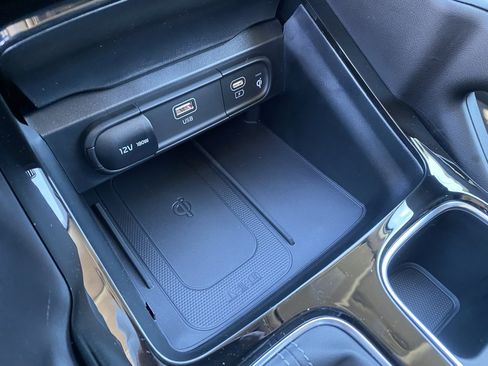 New 2025 Kia Telluride S image 22