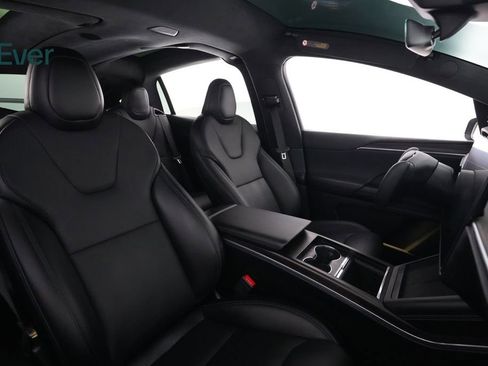 Used 2024 Tesla Model X AWD/4WD image 23