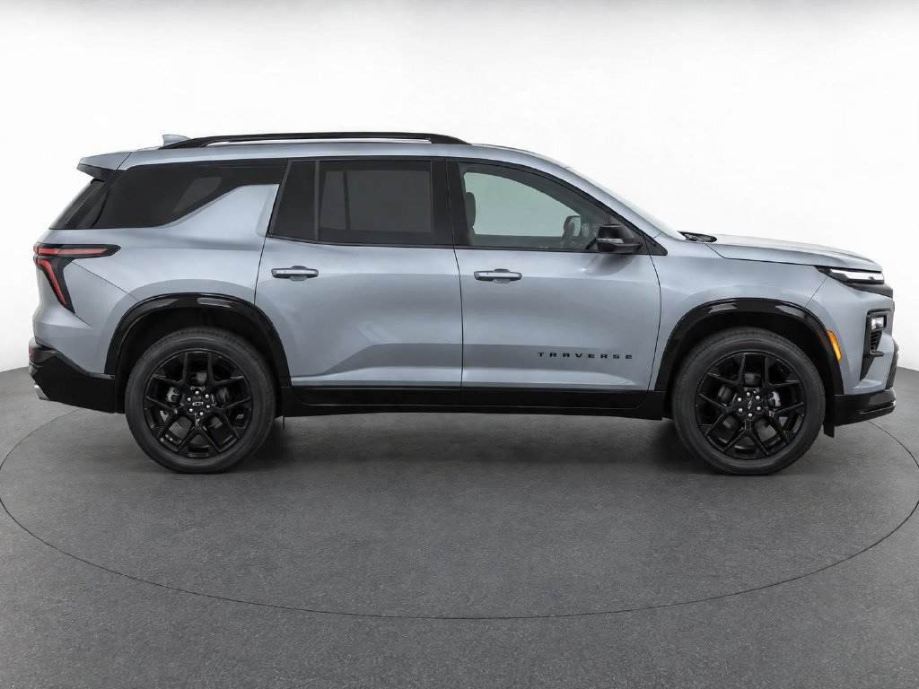 Used 2026 Chevrolet Traverse RS AWD/4WD image 10