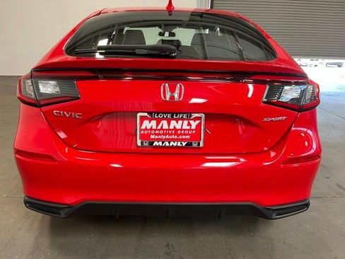 Used 2025 Honda Civic Sport image 4