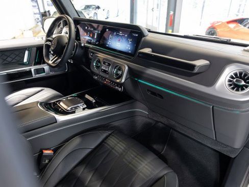 Used 2025 Mercedes-Benz G 63 AMG 4MATIC image 45