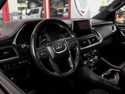 Used 2021 GMC Yukon AT4 w/ AT4 Premium Package AWD/4WD image 15