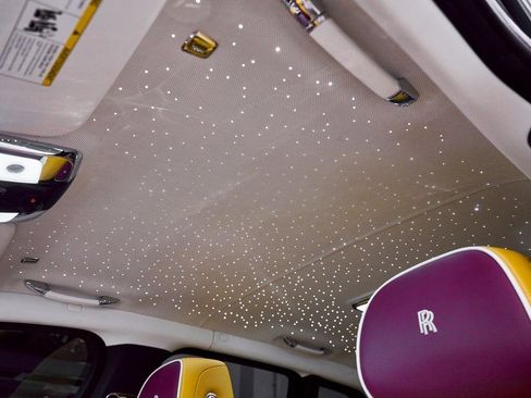 Used 2025 Rolls-Royce Cullinan image 4