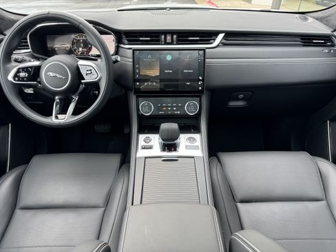 Used 2026 Jaguar F-PACE R-Dynamic S AWD/4WD image 4