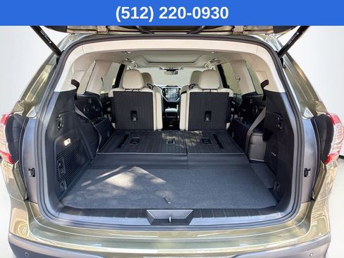 New 2025 Subaru Ascent Limited image 33