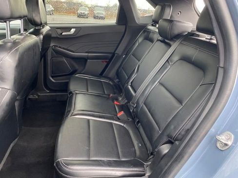 Used 2023 Ford Escape Platinum image 18
