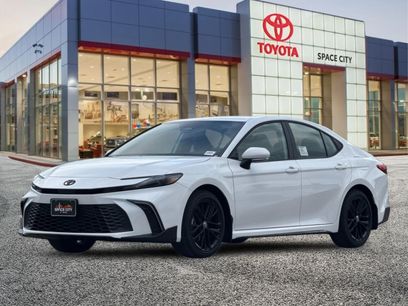 New 2026 Toyota Camry SE