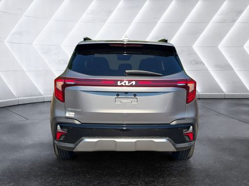 Used 2025 Kia Seltos EX w/ EX Sunroof Package FWD image 4