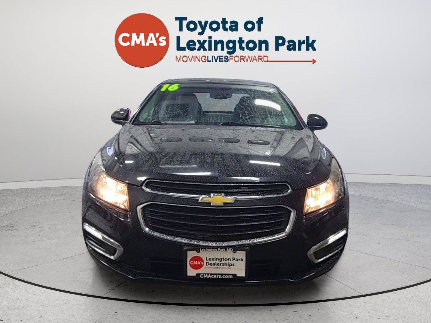Used 2016 Chevrolet Cruze LT w/ Technology Package FWD image 8