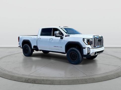 New 2026 GMC Sierra 2500 Denali w/ Technology Package AWD/4WD image 2
