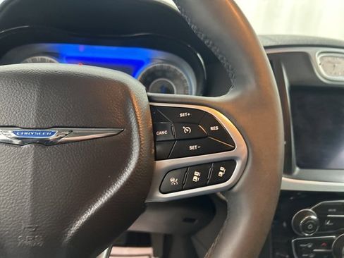 Used 2023 Chrysler 300 Touring L w/ Popular Equipment Group image 13