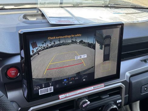 Used 2026 Toyota Tacoma TRD Off-Road w/ TRD Off Road Premium Package AWD/4WD image 20