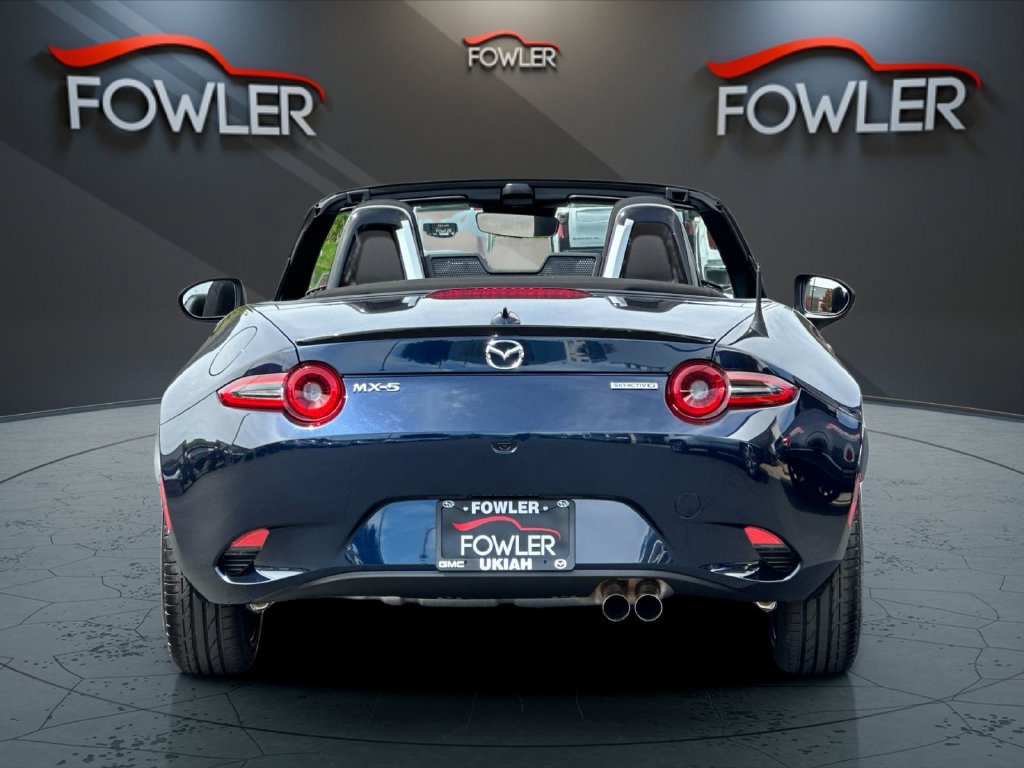 New 2026 MAZDA MX-5 Miata Club w/ Interior Package RWD image 4