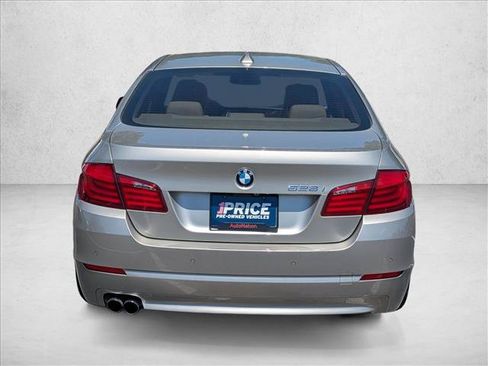 Used 2012 BMW 528i xDrive Sedan AWD/4WD image 7