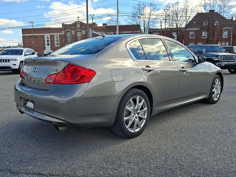 Used 2013 INFINITI G37 x w/ Premium Pkg image 7