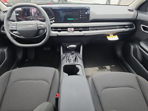 New 2026 Kia K4 FWD image 12