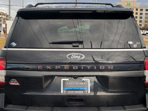 Used 2022 Ford Expedition Timberline image 14