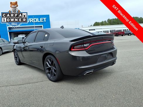 Used 2023 Dodge Charger SXT w/ Blacktop Package RWD image 3