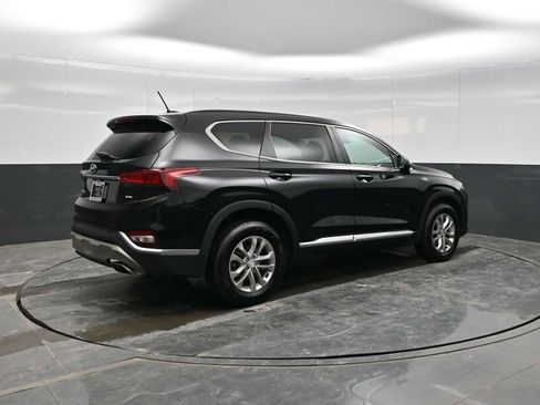 Used 2020 Hyundai Santa Fe SE image 8