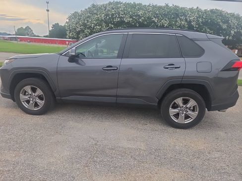 Used 2023 Toyota RAV4 XLE w/ Convenience Package FWD image 7