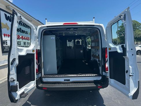 Used 2025 Ford Transit 250 Low Roof w/ Exterior Upgrade Package RWD image 21