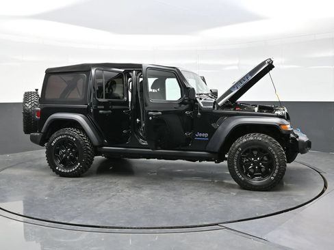 Used 2023 Jeep Wrangler Unlimited AWD/4WD image 48